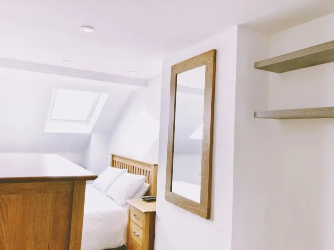 Luxury Rooms with Private Bathrooms