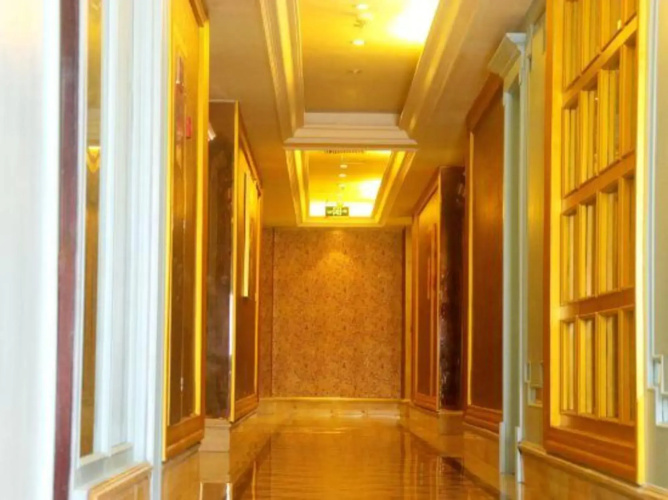 Changxing Golden Hotel