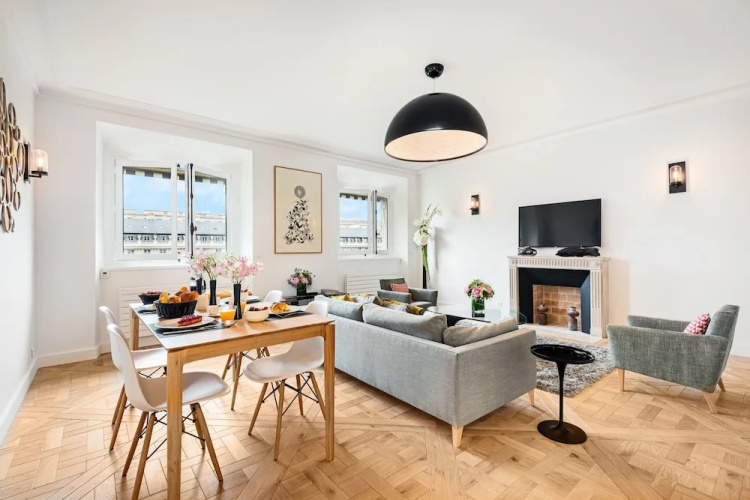 Palais Nouveau - Two Bedroom Condo
