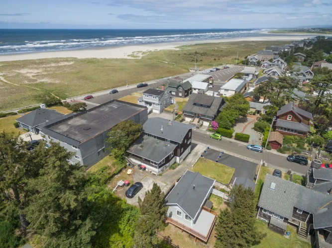 Seaside Prom 2 Bedrooms 2 Bathrooms Home