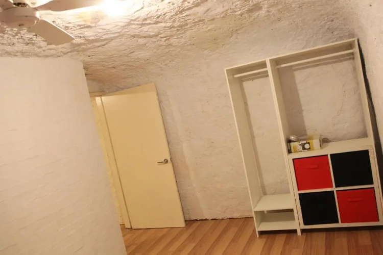 Cave Place Units