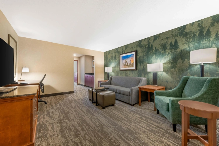 2 Bedrooms Double Suite
