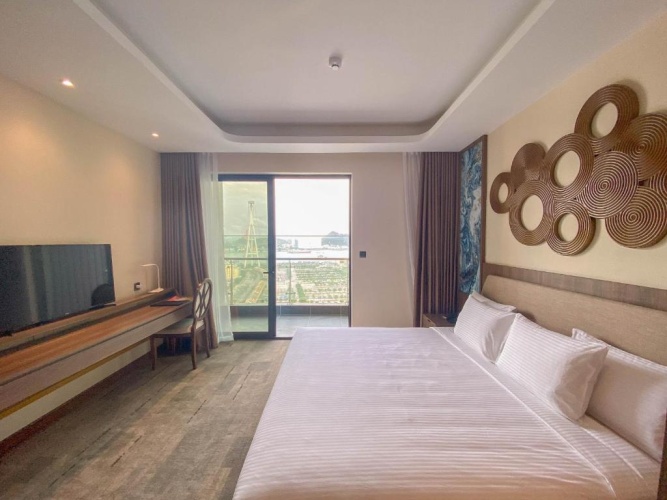 Family Suite with city view