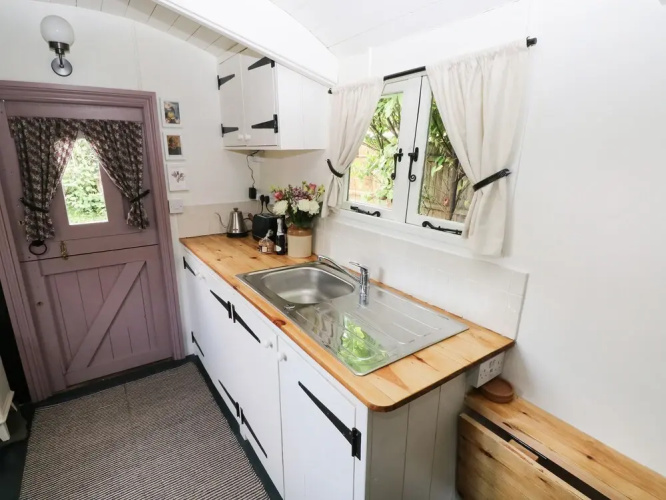 Hazel Nook