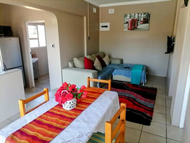 2 Bedrooms Cottage