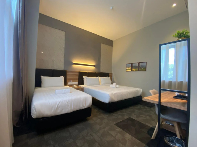Prestigo Hotel