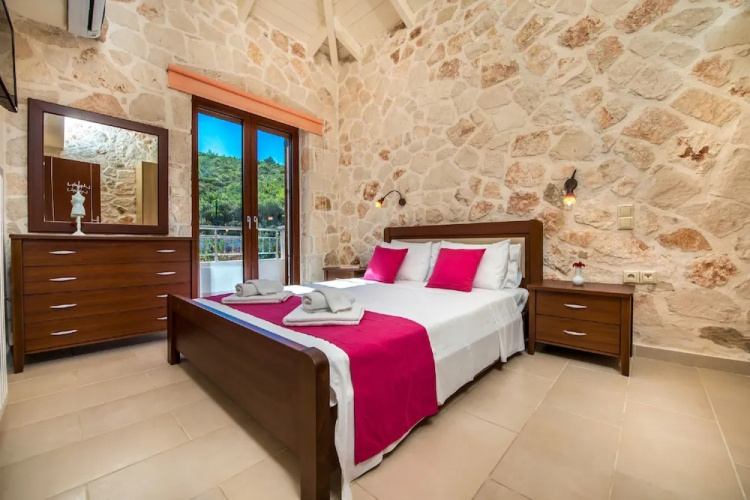 Villa Deluxe III