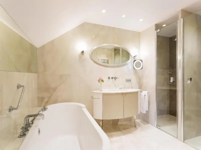 Suite with balcony