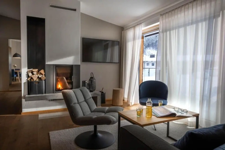 Classic Double Chalet