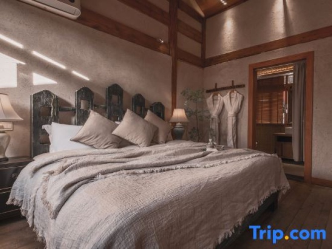 2 Bedrooms Deluxe Suite