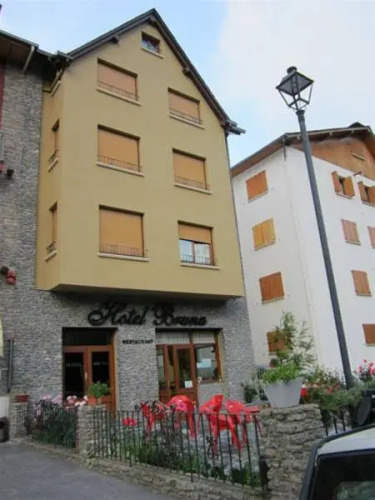 Hotel BrunaOver view