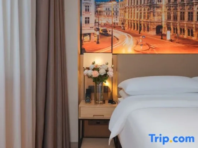 Deluxe Double room with view
