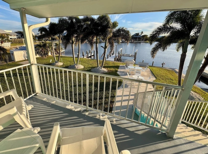 1 Bedroom Apartment with bay view