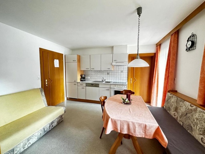 1 Bedroom Apartment with balcony