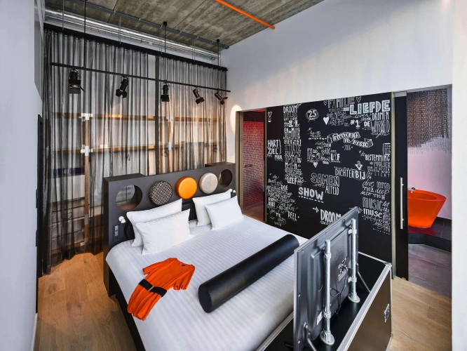 Guest rooms