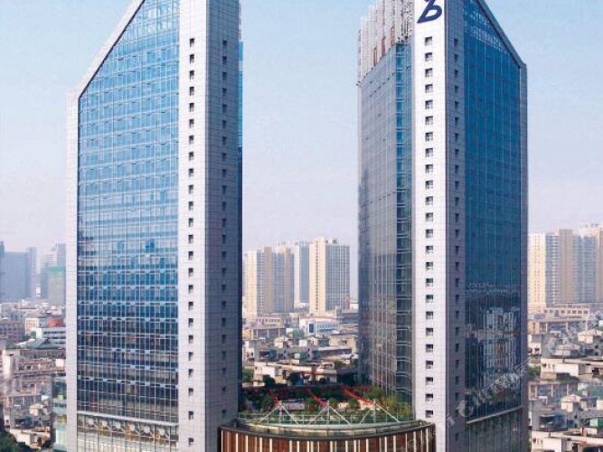 1 Bedroom Deluxe Double Suite