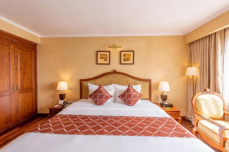 Senior Deluxe Double room