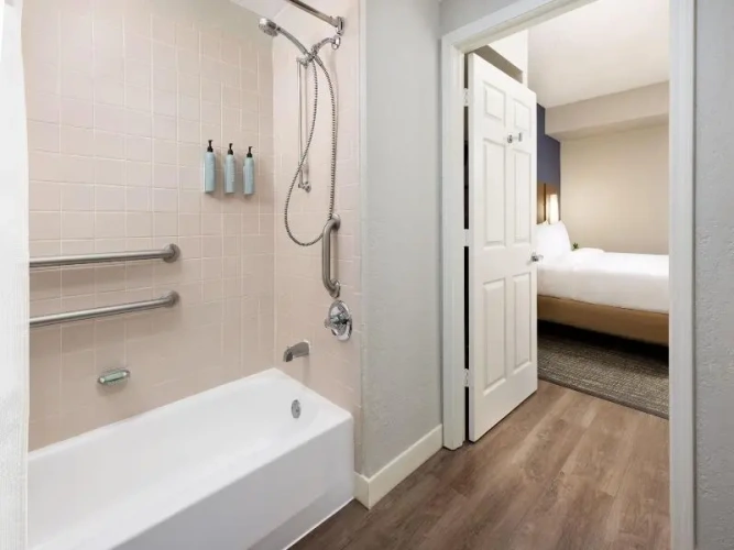 Quadruple Suite