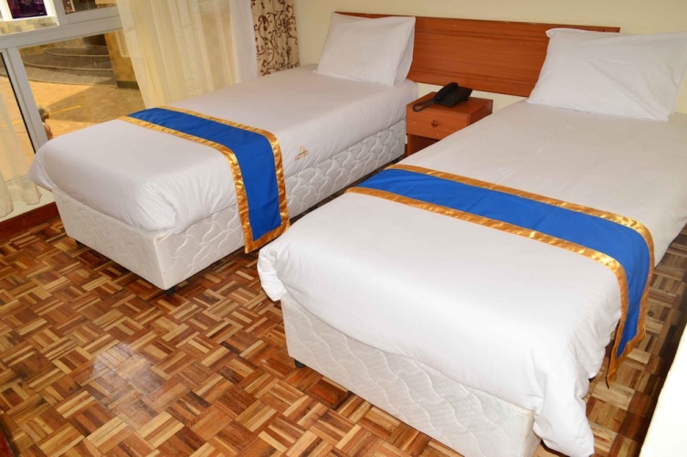 Golden Gates Hotel