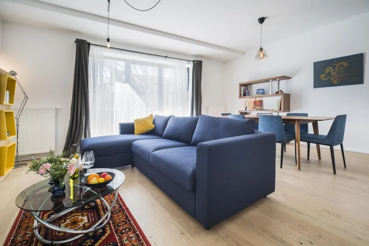 Apartment with balcony