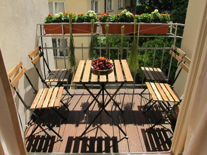2 Bedrooms Apartment
