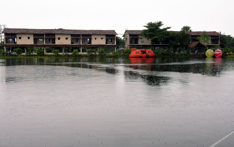 The Creek Club