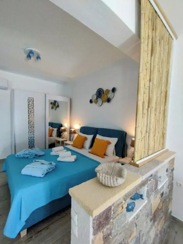 ILIOPOULOS Apartments