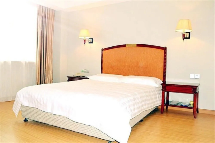 Motel 168