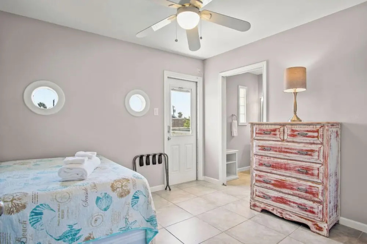 Blue Horizon - Pet Friendly! Private Pool!