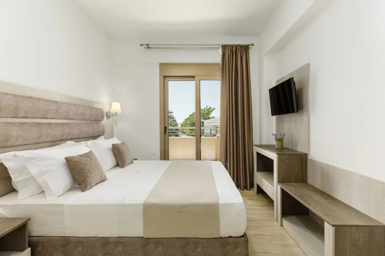 Aria Garden Suites
