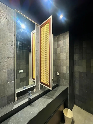 Althia Private Capsule Quarters