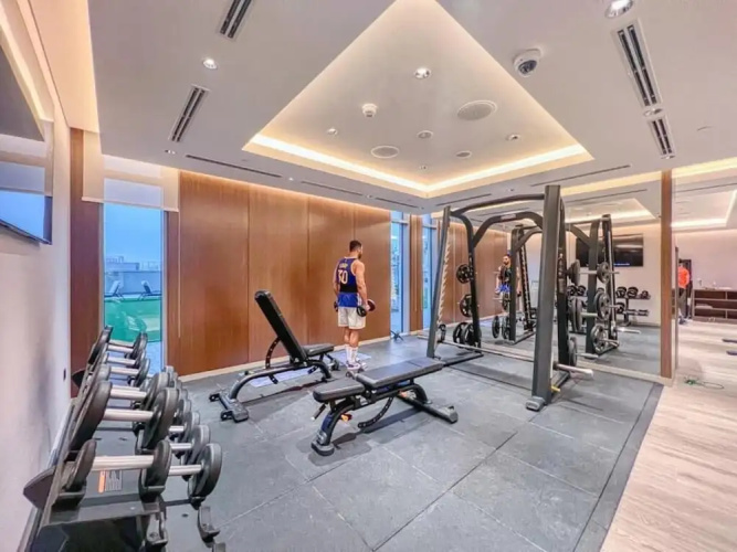 Whitesage - Elegant Apartment With Unobstructed City Views