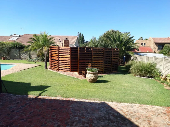 Twins Guest House Astoni