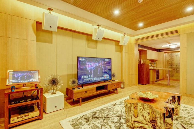 Isvara Flowing Ocean Guesthouse