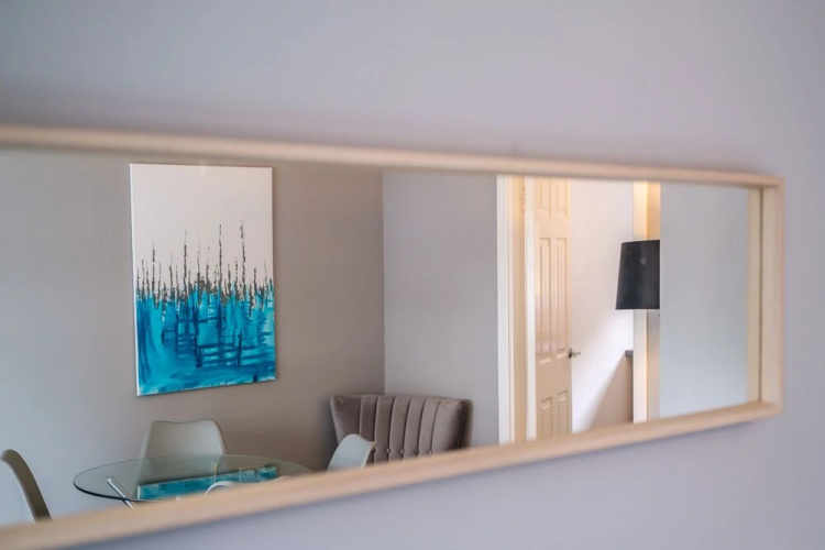 Monicas Apartment