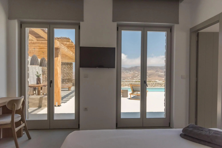 Amarelo Suites