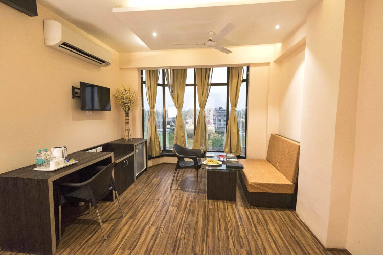 Regenta Inn Larica