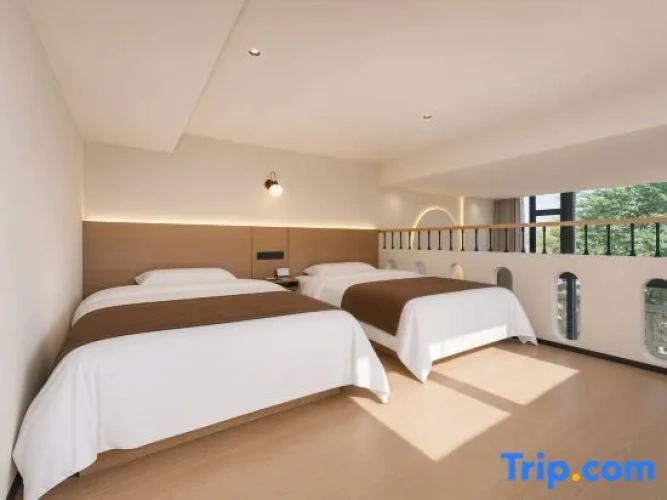 Triple Apartment