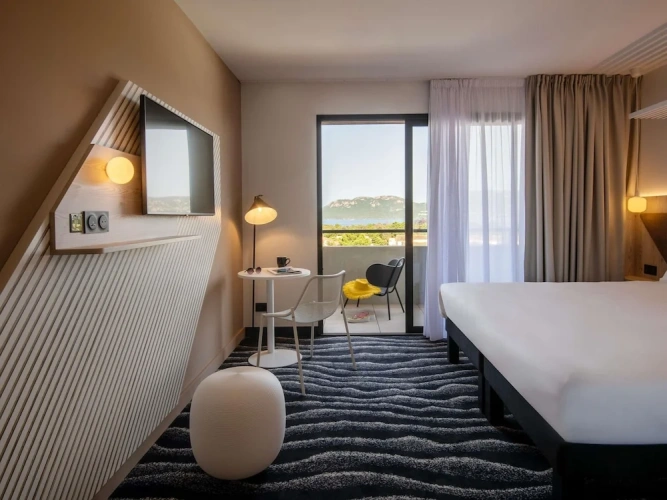 Premium Twin room with balcony and with sea view