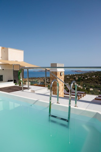 4 Bedrooms Grand Penthouse room with sea view