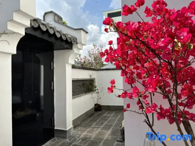 Tianmu Anqing Hot Spring Villa