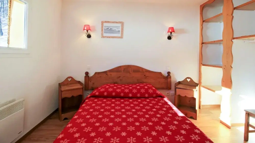Bed in Dorm