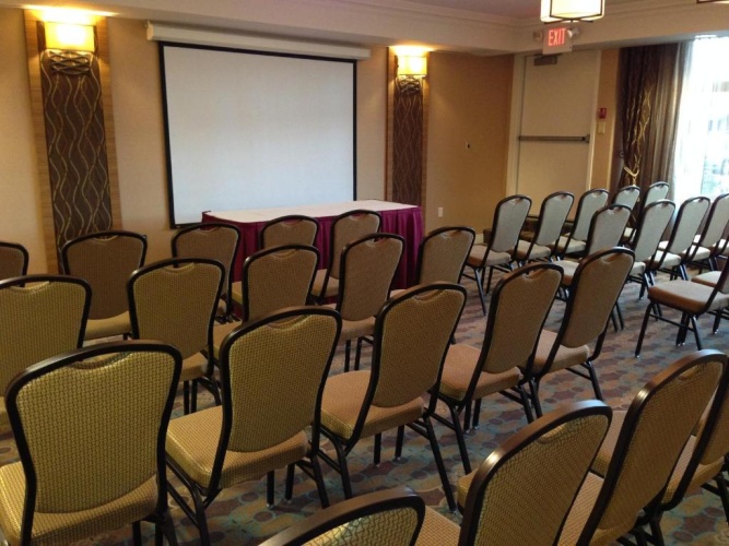 Best Western Plus Langley Inn photo 17