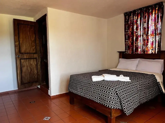 Hotel Renacer