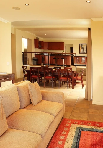 4 Bedrooms Family Cottage
