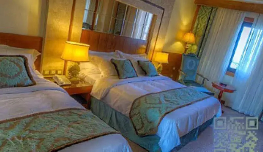 Royal Hotel Darvishi