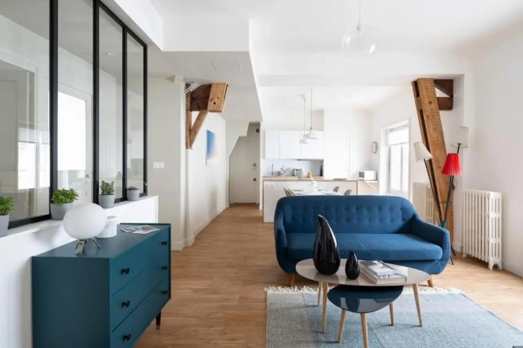 2 Bedrooms Apartment