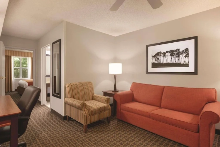 1 Bedroom Suite