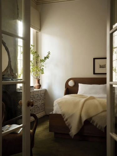 Grand room