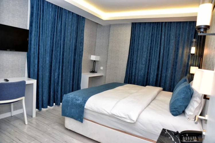 1 Bedroom Business Double room with city view